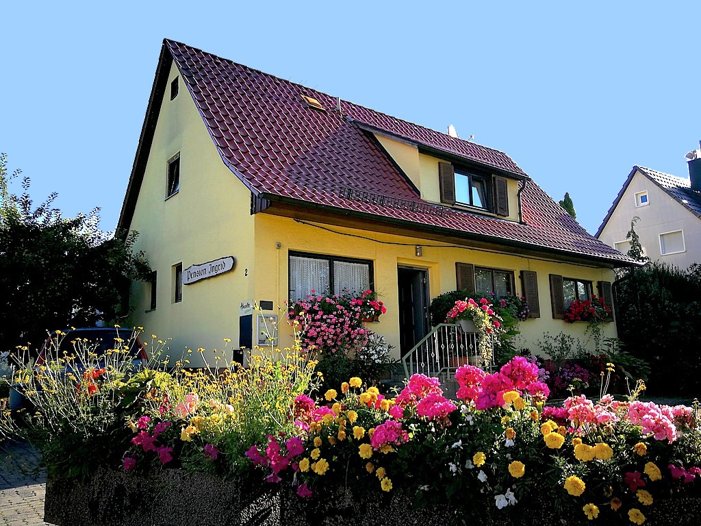 Die Pension Ingrid in Magstadt: Familiär geführt und stets mit herzlicher Gastlichkeit. (Foto: Strodtkötter)